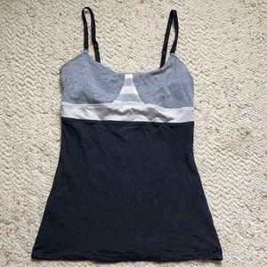Lululemon shelf bra workout stripe tank top 6